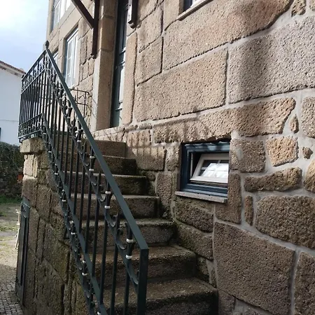 Casa Dos Livros - Casa vacanze Vila Nova de Tazem